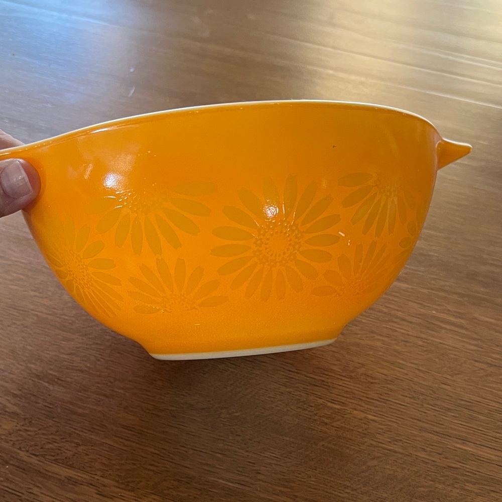 Pyrex Orange sunflower cinderella Bowl